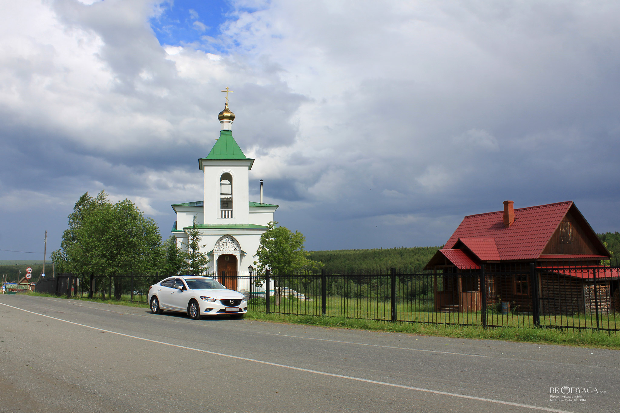 Церковь Михаила Архангела, Нижнее Село (Nizhneye Selo)